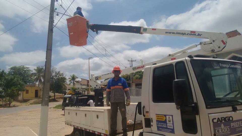 Prefeitura do Crato intensifica manutenção na iluminação do município