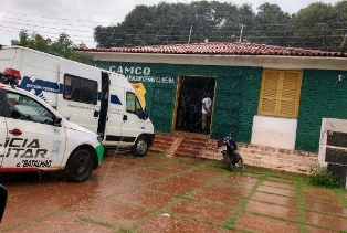 Presos fazem motim e quatro ficam feridos. Um passa por cirurgia