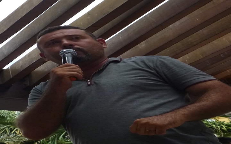 Crato – Professor faz greve de fome devido fechamento de escola