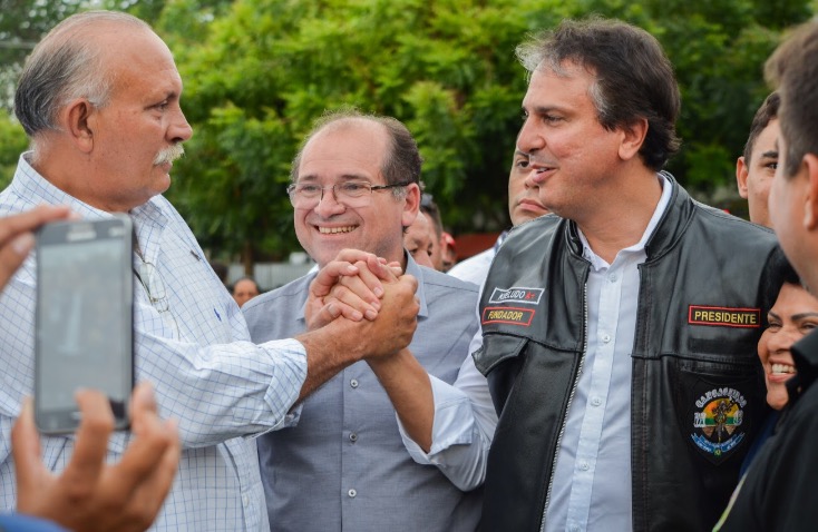 Prefeito Zé Ailton Brasil prestigia o Cariri Moto Fest