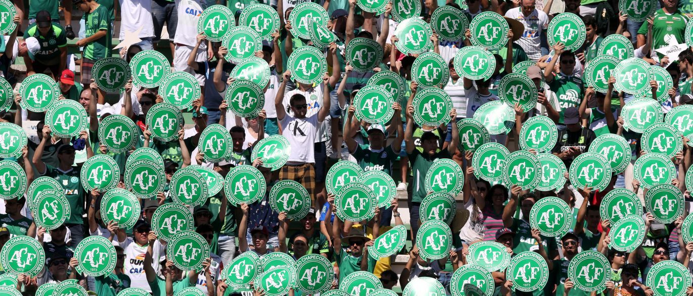 Chape firma parceria com Volkswagen e terá ônibus personalizado