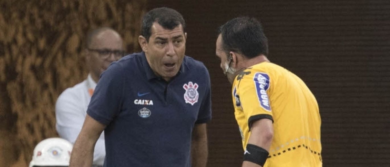 Técnico do Red Bull e preparador do Timão se envolvem em confusão