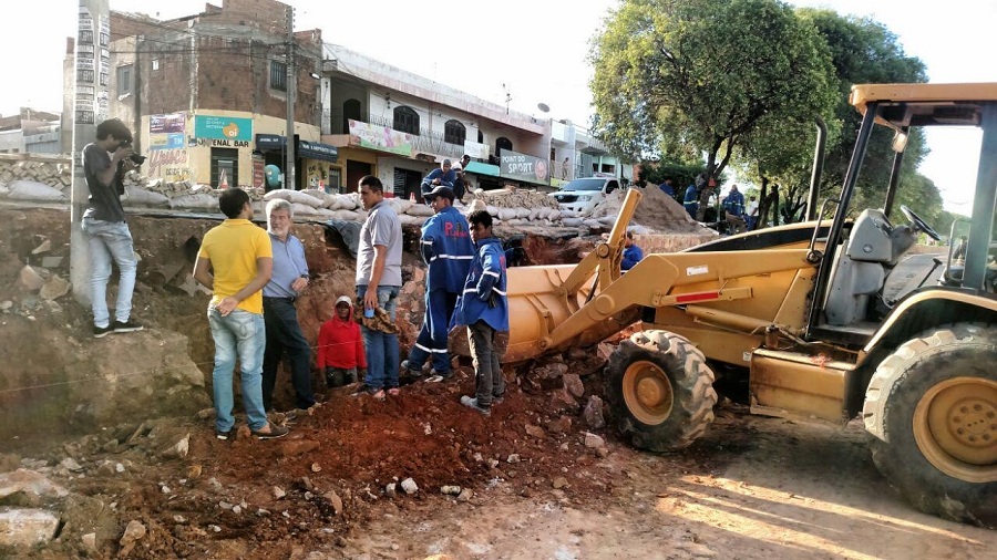 Juazeiro do Norte – Prefeito Arnon Bezerra visita áreas de risco e locais atingidos pelas chuvas