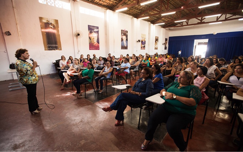 A Secretaria de Educação de Juazeiro do Norte (SEDUC) iniciou, nesta segunda-feira, 17, a formação de professores do segundo ano do Ensino Fundamental