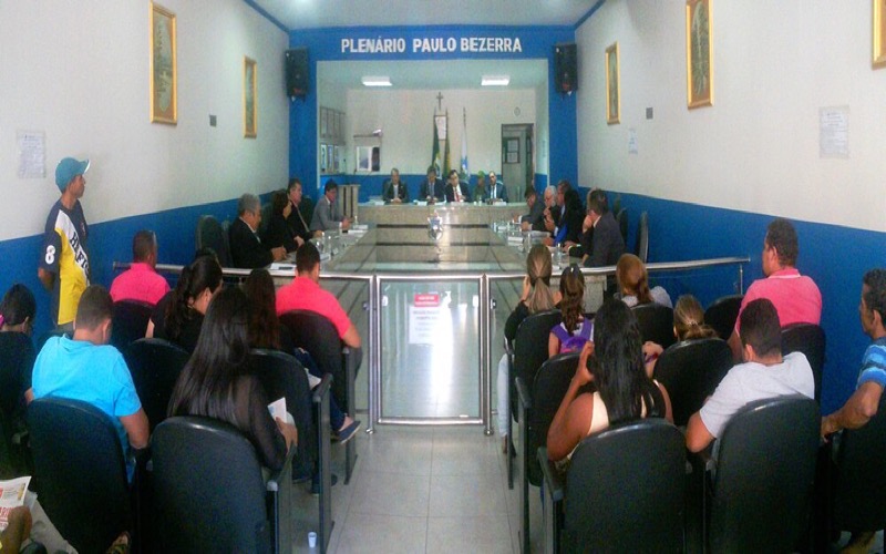 Câmara do Crato discute iluminação pública municipal