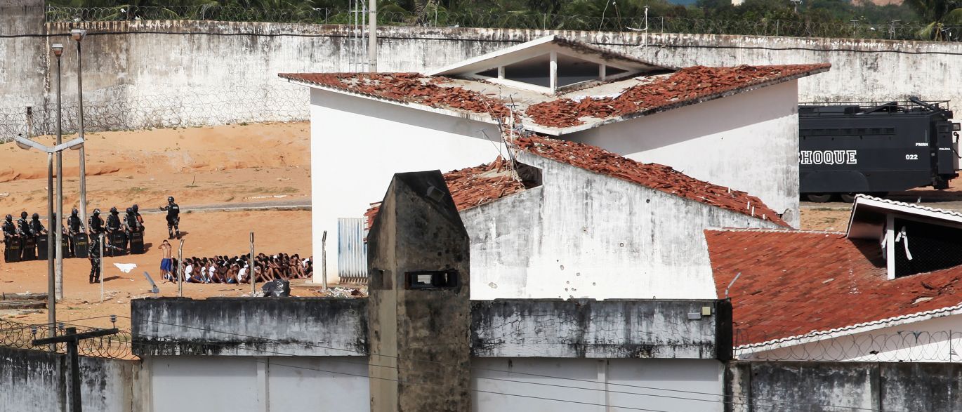 Telefonias sugerem prisões afastadas para facilitar bloqueio