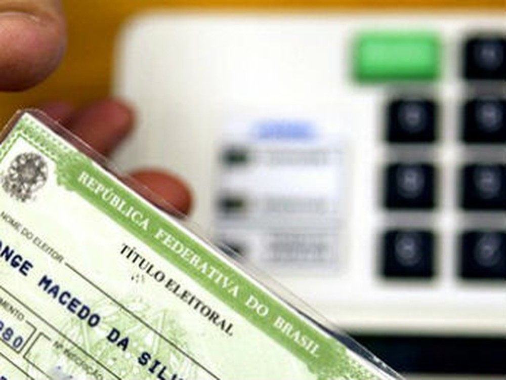Mais de 68 mil eleitores do Ceará precisam regularizar título por não votar nas últimas eleições Eleitor que não votou nas três últimas eleições precisa regulariza