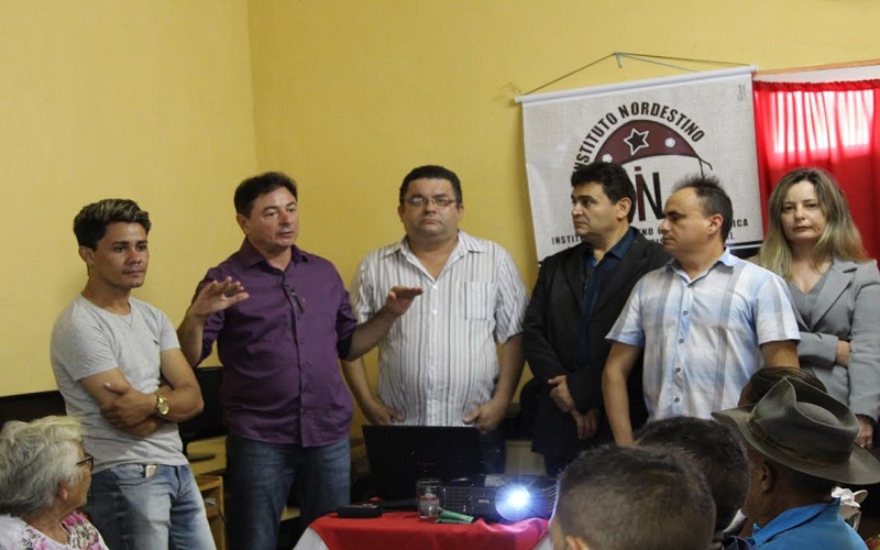 Várzea Alegre – Prefeitura realiza levantamento de demandas para troca de casas de taipa por casas de alvenaria