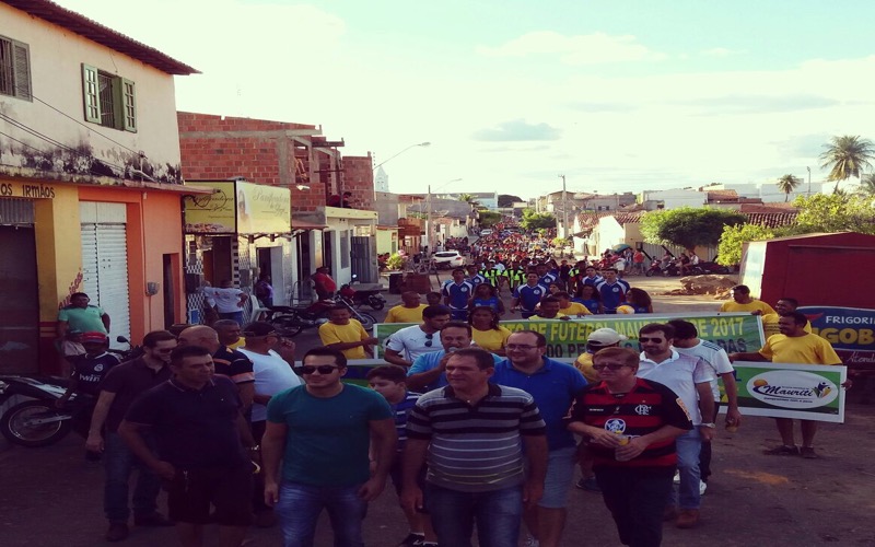 ESPORTE – Desfile das equipes e escolha da musa do futebol marcaram abertura do campeonato de futebol mauritiense 2017