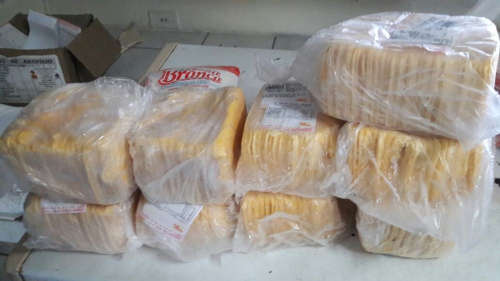 Fiscalização do Procon-PE encontra mais de 17 quilos de alimentos fora do prazo de validade em motéis no Recife
