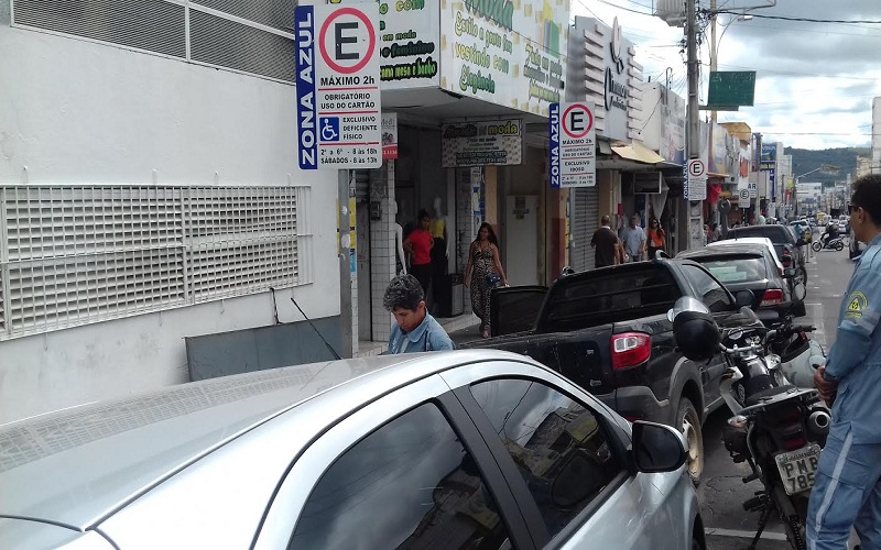 DEMUTRAN de Juazeiro do Norte intensifica fiscalização nas vagas de estacionamento destinadas a idosos e deficientes