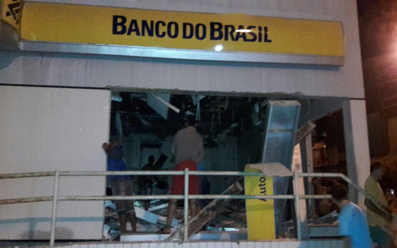 Madrugada de terror em Antonina do Norte quando bandidos invadiram a cidade