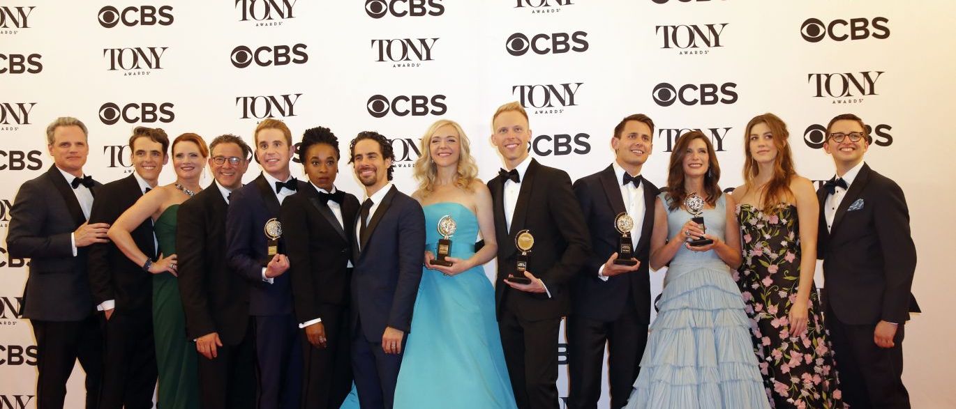 ‘Dear Evan Hansen’ lidera Tony Awards com seis estatuetas; veja lista