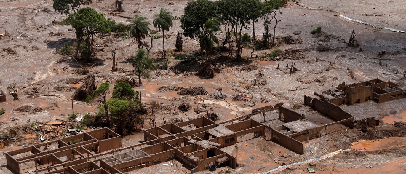 Áreas afetadas por desastre em Mariana seguem sem plano de recuperação