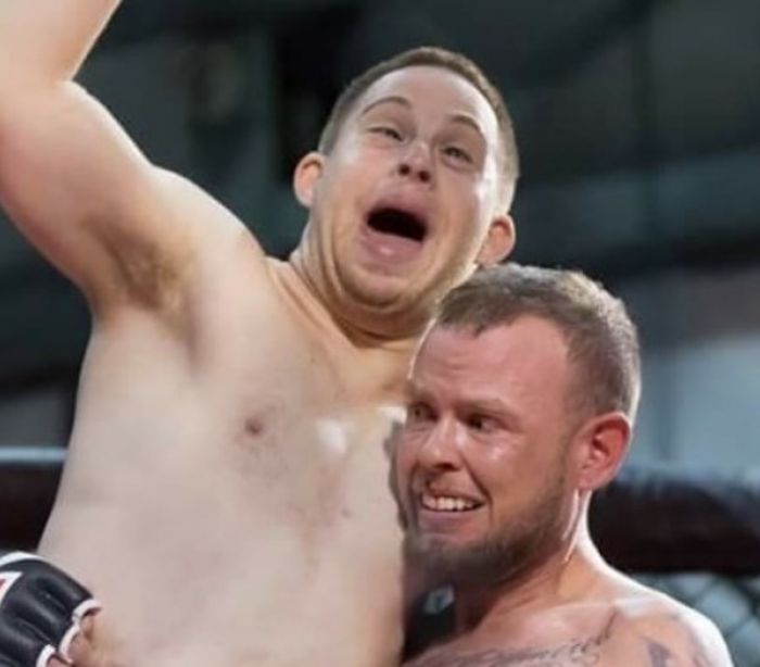 Lutador com Down vence segunda luta de MMA na carreira