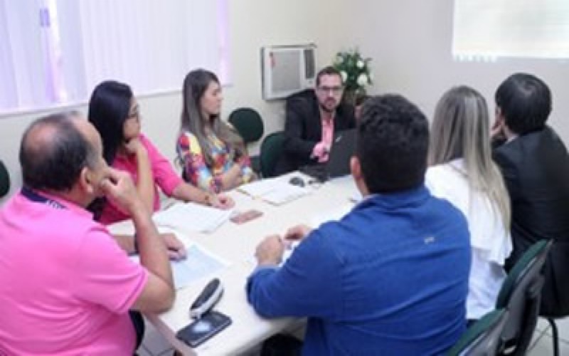 Servidores de unidade descentralizada do DECON voltada à Região do Cariri são capacitados