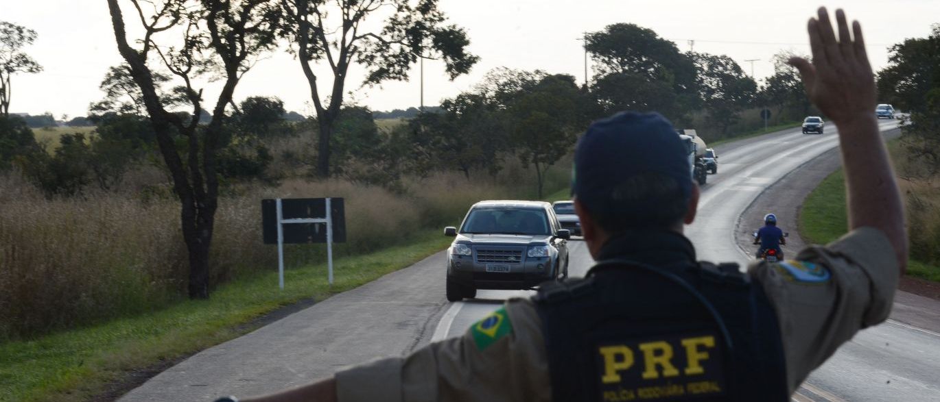 Crise: PRF suspende patrulhamento e fecha postos nas estradas