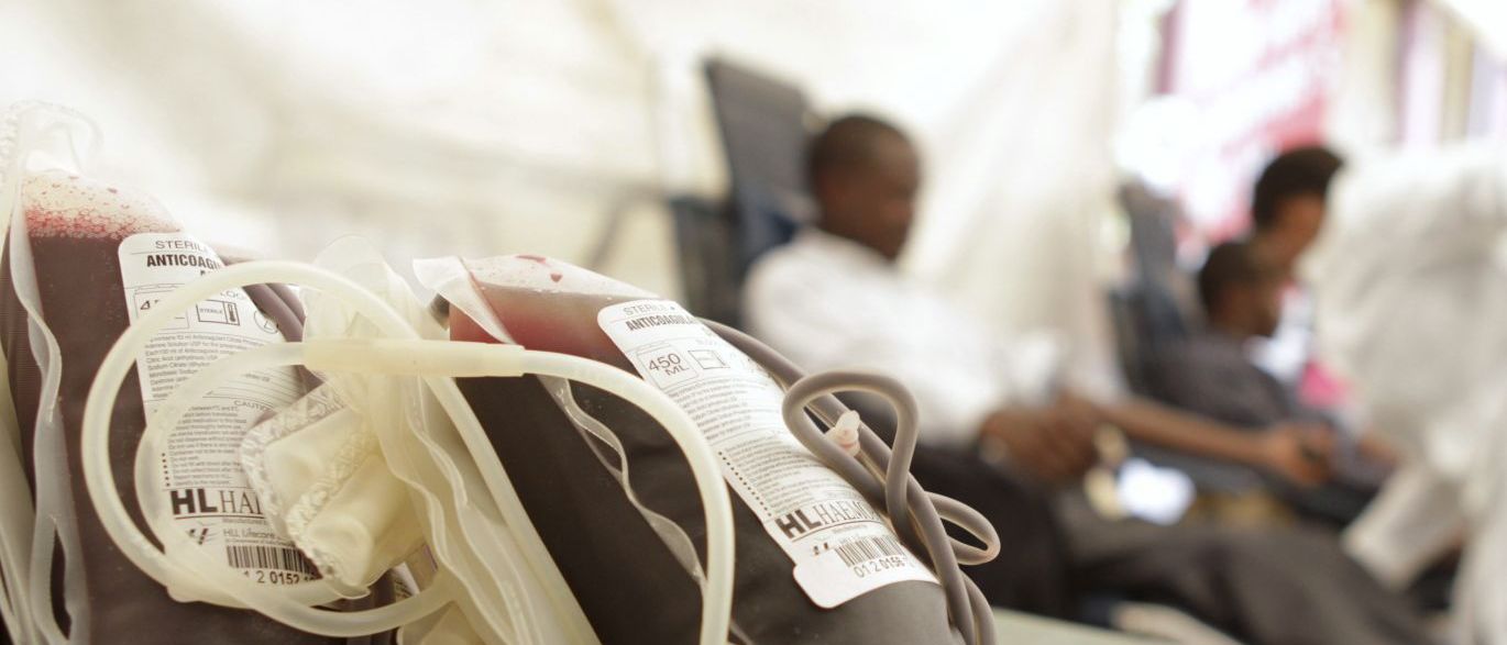 Sangue raro de jovem brasileiro salva bebê na Colômbia
