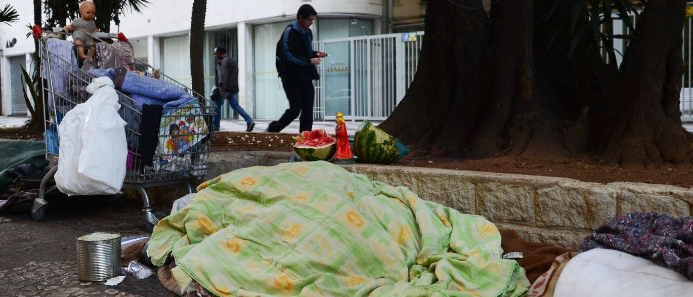 Prefeituras de SC abrem abrigos emergenciais devido ao frio