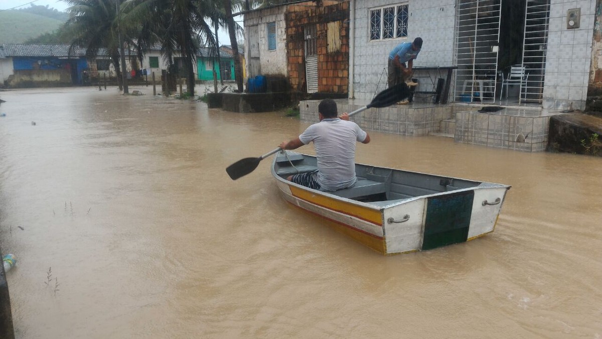 Cidades de Pernambuco registram em 24 horas chuvas esperadas para mais de 20 dias