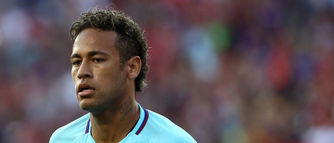 Neymar deve ganhar salário de R$ 9 milhões líquidos por mês no PSG