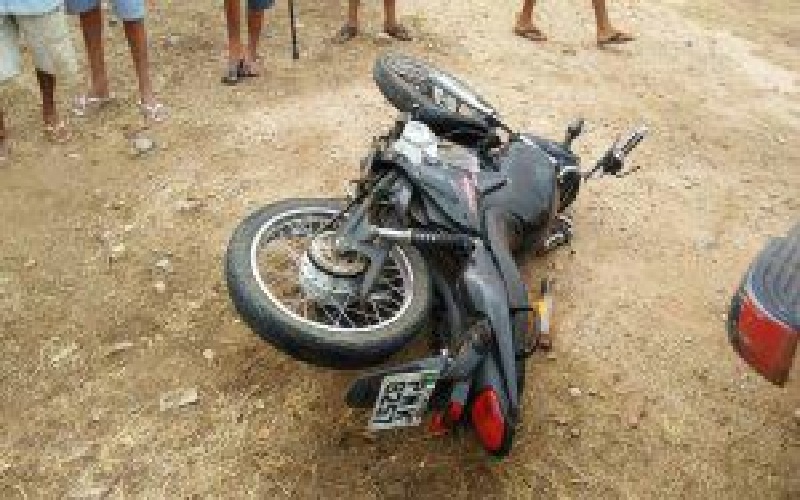 Acidente de motocicleta deixa dois mortos em zona rural de Jucás-CE