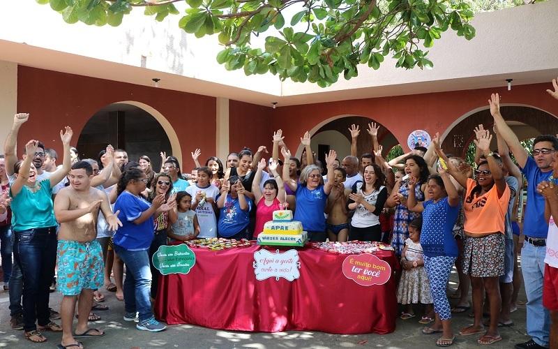 Várzea Alegre – Assistência Social e APAE realizaram dia de convivência com os excepcionais