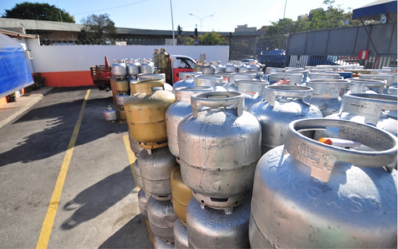 Petrobras anuncia reajuste médio de 6,9% do gás de cozinha