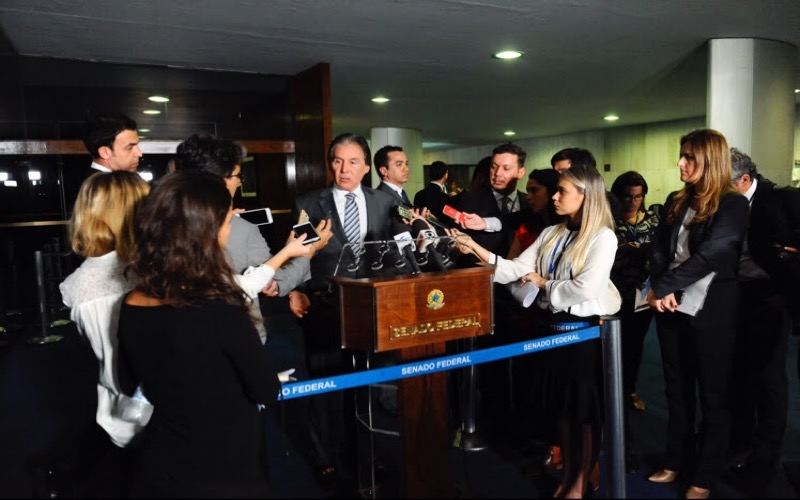 Eunício anuncia criação de comissão mista para definir prioridades em segurança pública