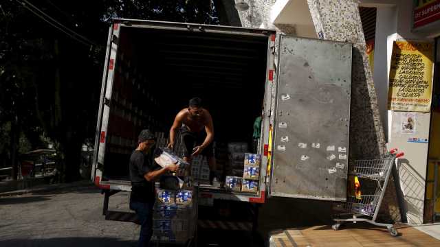Roubos de carga: como agir se a encomenda for levada por criminosos?