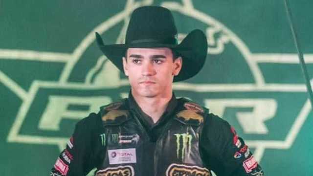 Campeão do rodeio de Barretos é ex-jogador e disputará final nos EUA