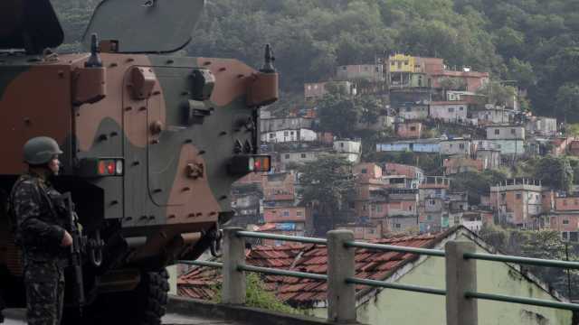 Secretaria suspende aulas em 15 escolas do Jacarezinho e de Manguinhos