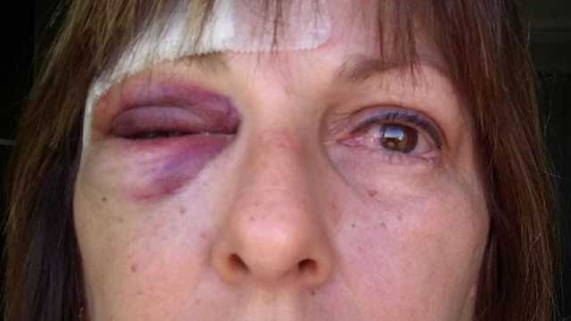 Professora agredida por alunos é hostilizada: ‘não vão me calar’