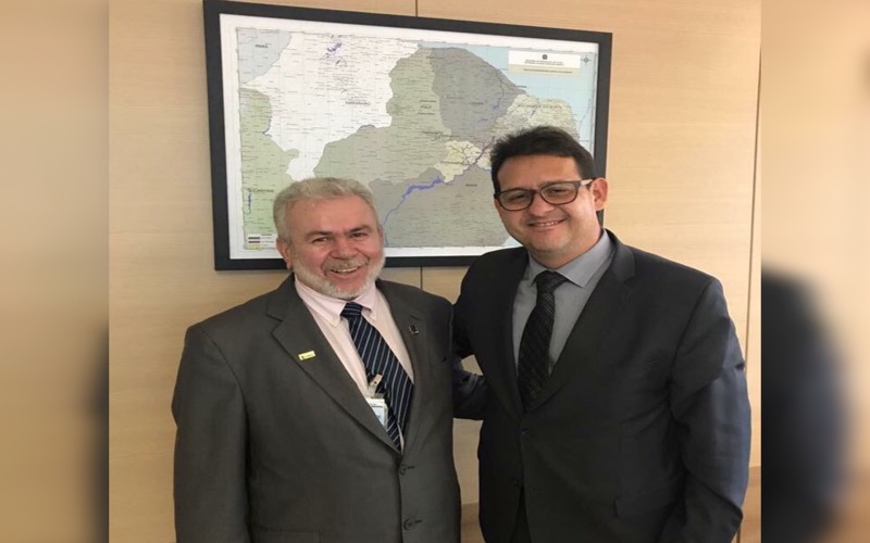 Prefeito de Nova Olinda vai a Brasília em busca de recursos para Infraestrutura e abastecimento