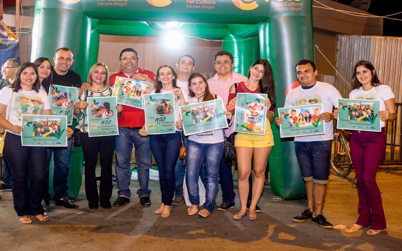 Várzea Alegre – Assistência Social faz ação contra trabalho infantil nas barracas da Festa de Agosto