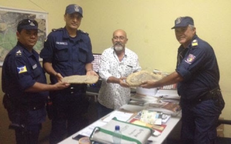 GCM recupera fósseis e entrega ao escritório regional do DNPM