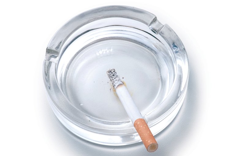 Cigarro aumenta em três vezes o risco de câncer na bexiga