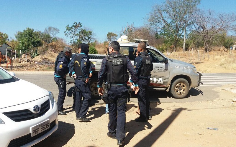 Detento foge da cadeia pública de Farias Brito, mas é recapturado ainda no município.