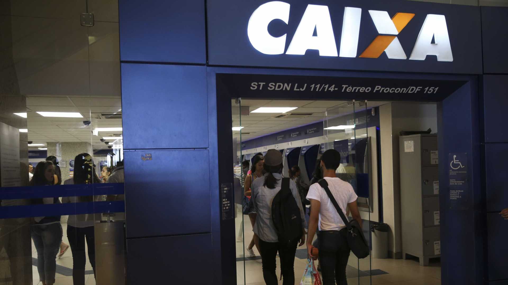Pagamento da primeira parcela do 13º começa na próxima sexta (25)