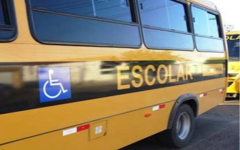 Crato – Ex-vereadora cobra transporte escolar para o distrito de Santa Fé