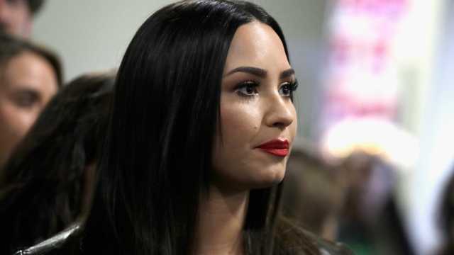 Demi Lovato foi proibida de ver a irmã por causa do vício em drogas