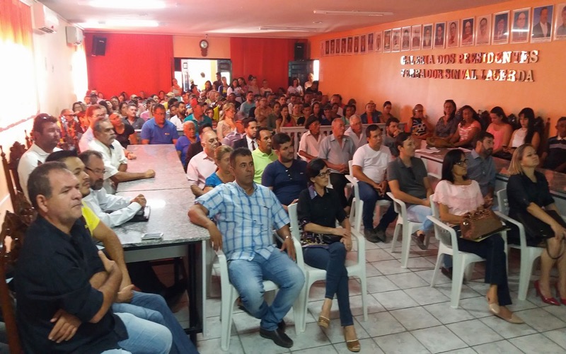 Governo de Mauriti apresenta e discute LOA 2018