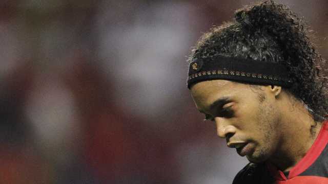 Flamengo perde ação de R$ 2 milhões para irmão de Ronaldinho Gaúcho