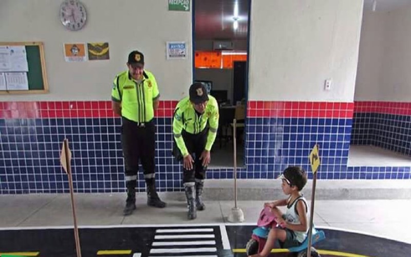 Farias Brito- DEMUTRAN realiza projeto de educação no Trânsito com escolas municipais