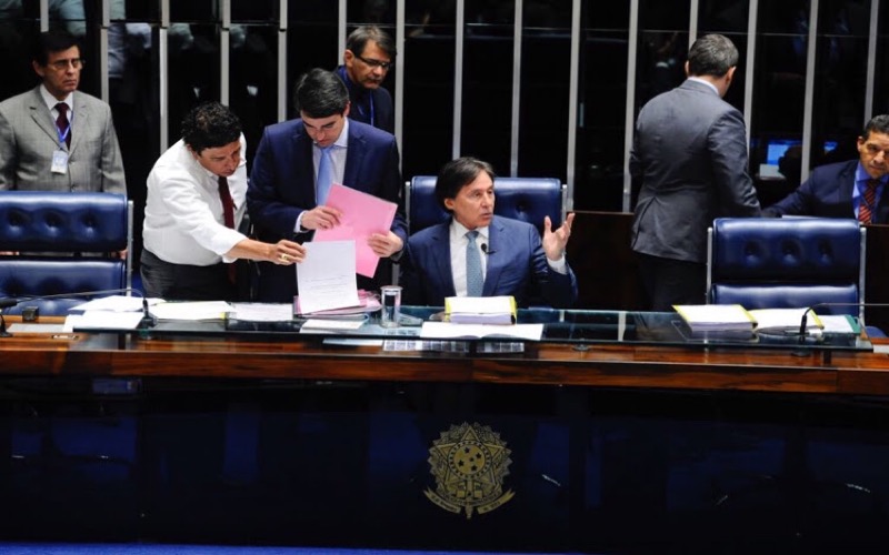 Senado aprova projetos de segurança pública