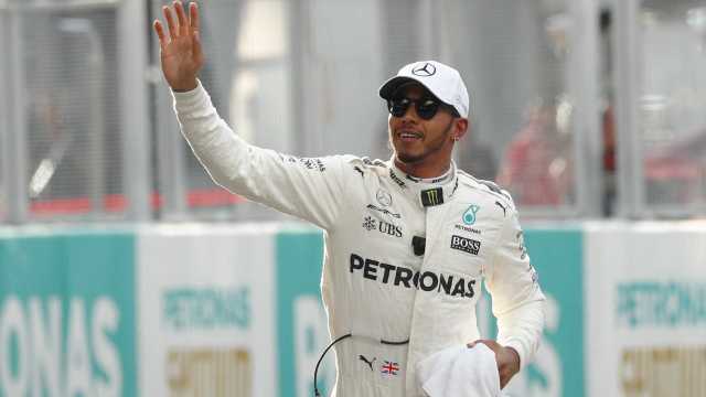 Hamilton faz 70ª pole; Vettel tem problema no motor e larga em último
