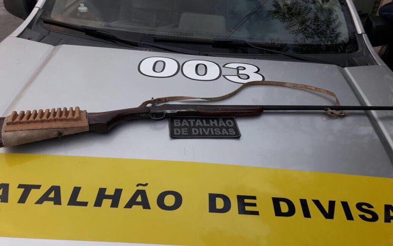 Homem foge da polícia e deixa arma para trás em Penaforte