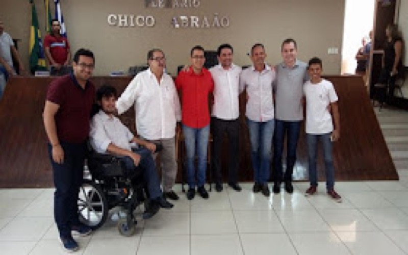 Forte aliado de Hellosman Sampaio abandona oposição e adere a gestão de Lielson Landim em Milagres