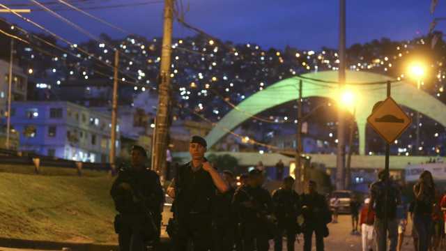 Rio pede patrulhamento de militares em 103 locais