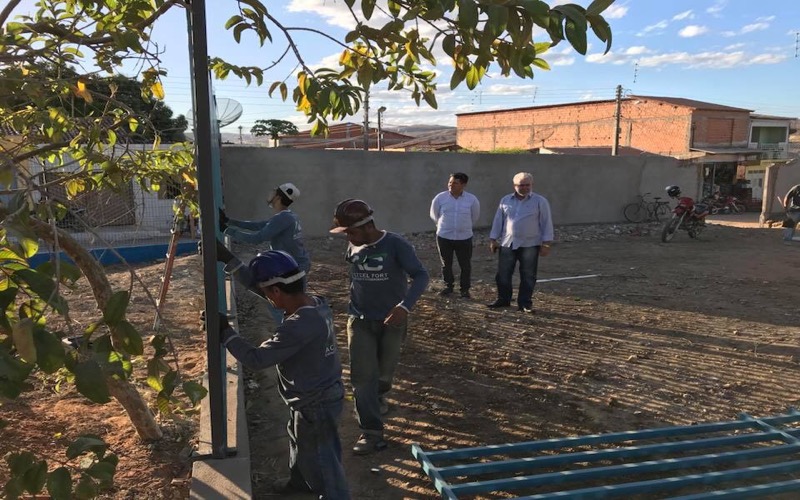 Prefeito de Nova Olinda visita obras e participa de evento no município